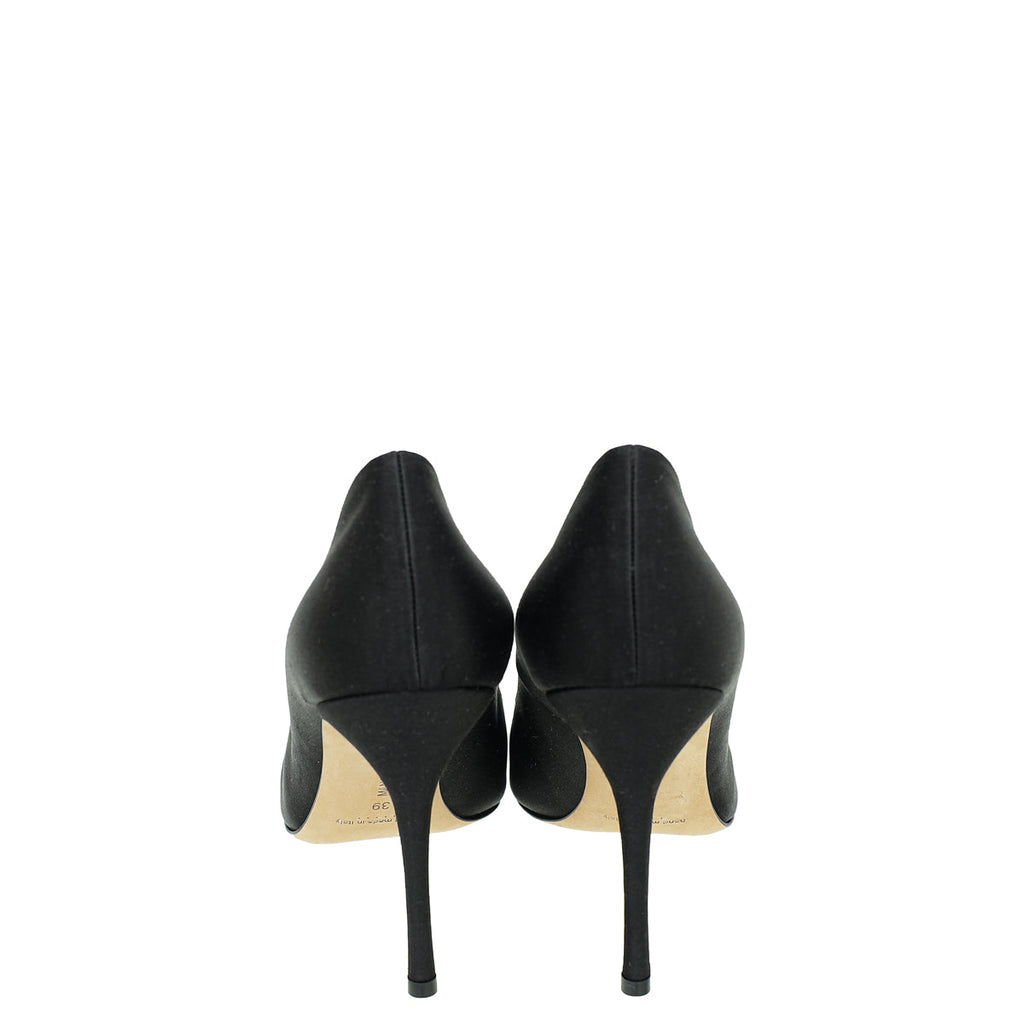 Manolo Blahnik Black Satin Okkava Pumps 39