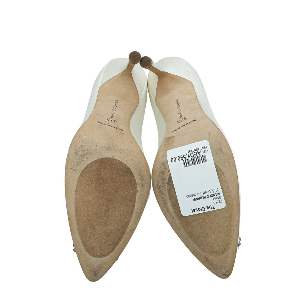 Manolo Blahnik White Satin Hangisi Pump 37.5