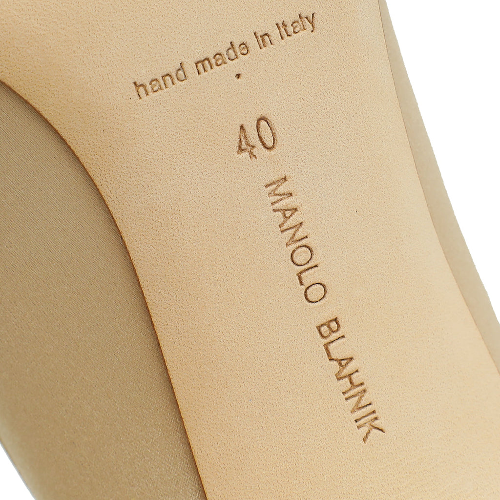 Manolo Blahnik Champaign Satin Hangisi Pump 40