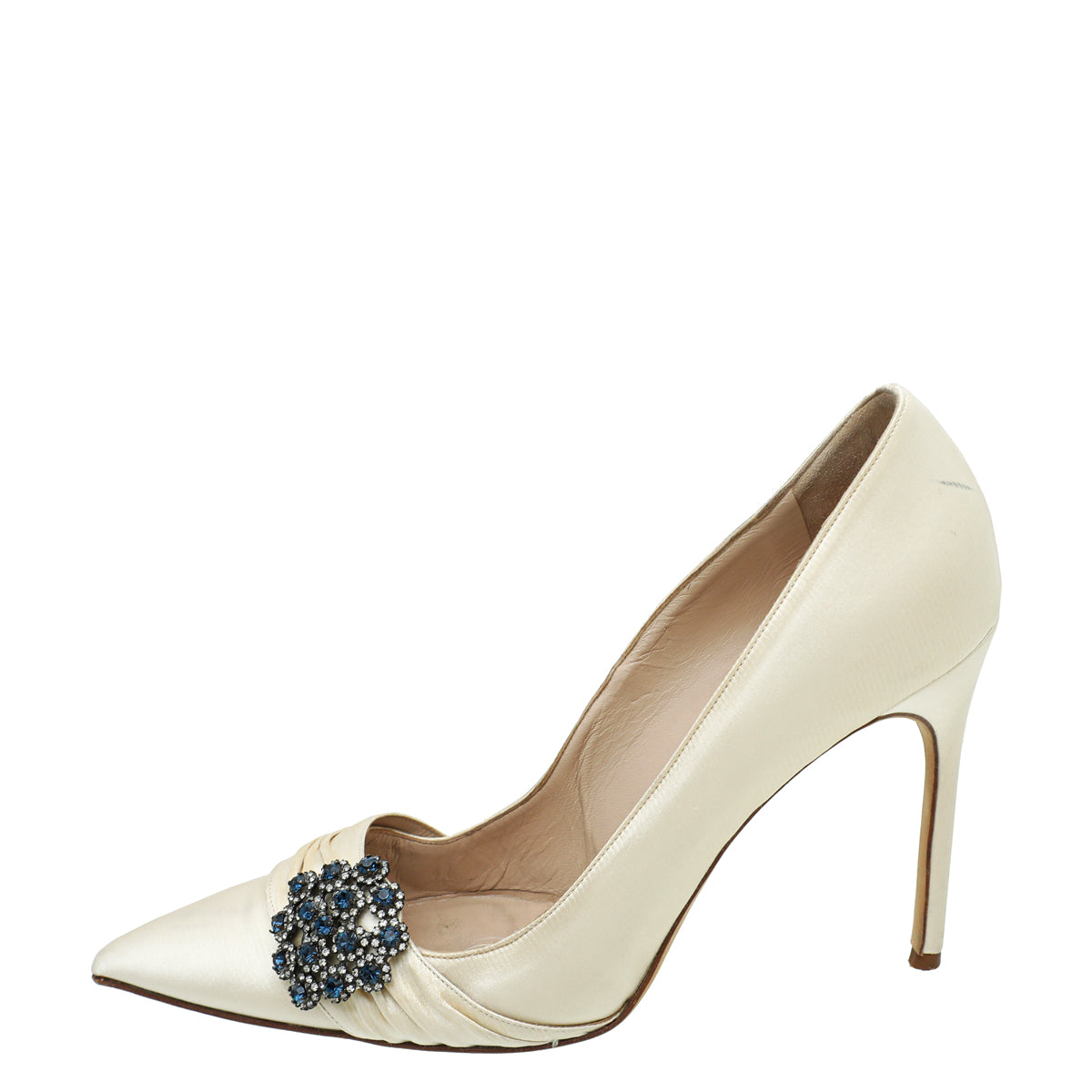 Manolo Blahnik Ivory Satin Perdu Pump 40.5