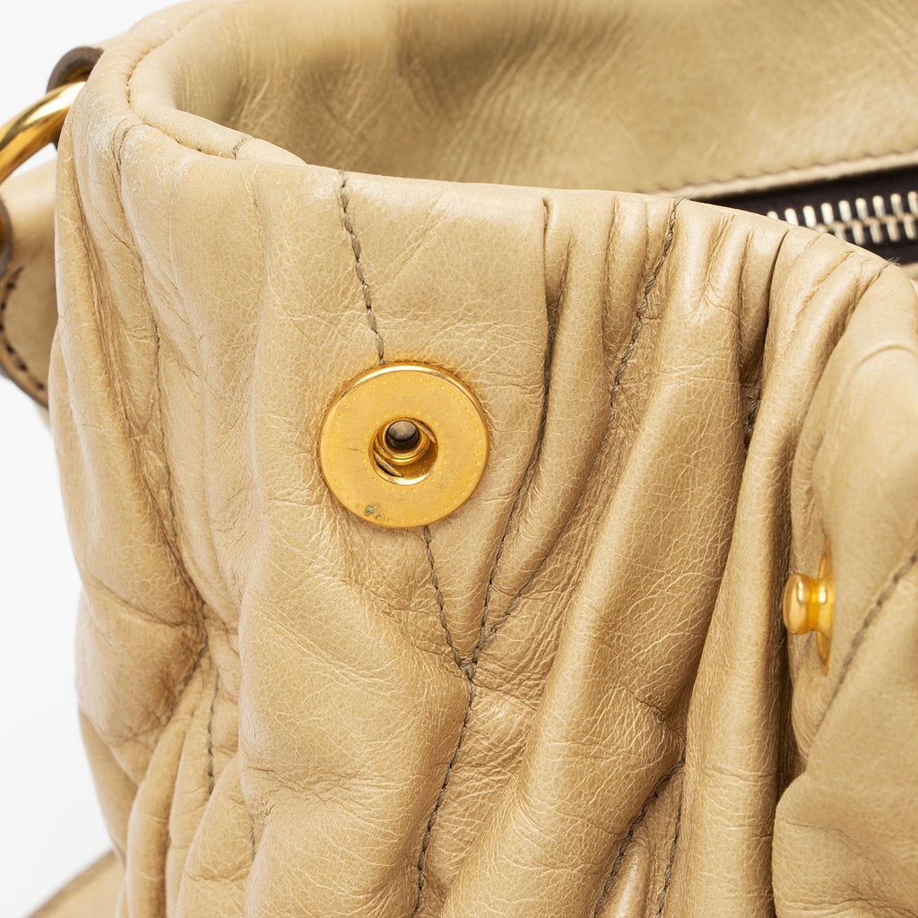 Miu Miu Calfskin Lux Matelasse Bauletto Aperto Satchel (SHF-JstGxR)