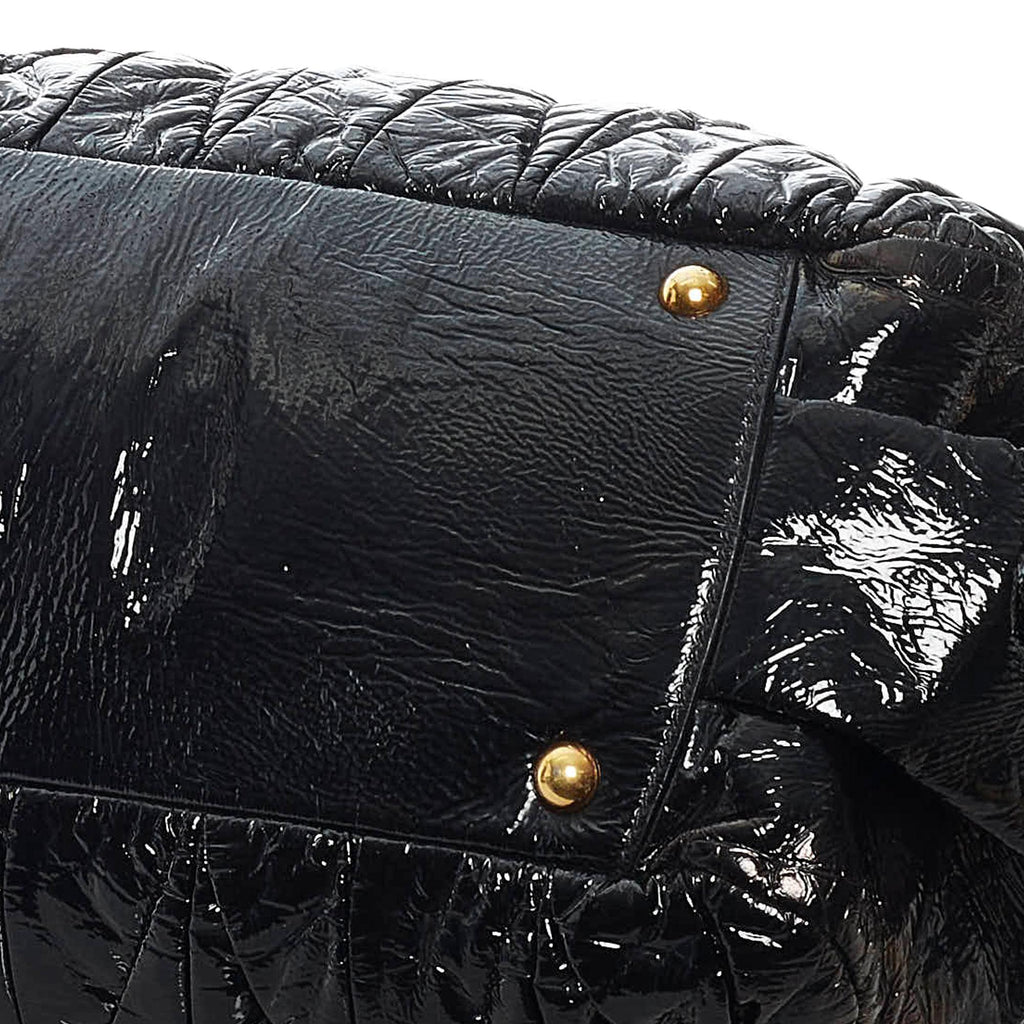 Miu Miu Matelasse Patent Leather Handbag (SHG-30085)