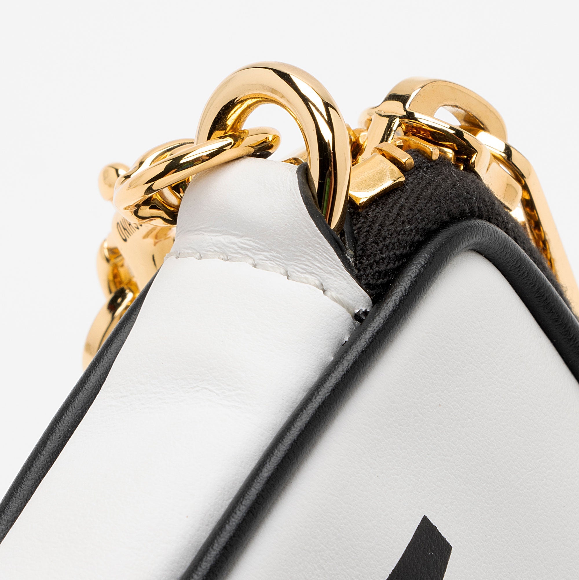 Moschino Calfskin Logo Mini Shoulder Bag (SHF-IYfpwn)