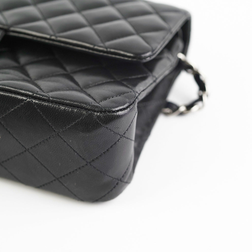 Chanel Medium/Large Classic Double Flap Black