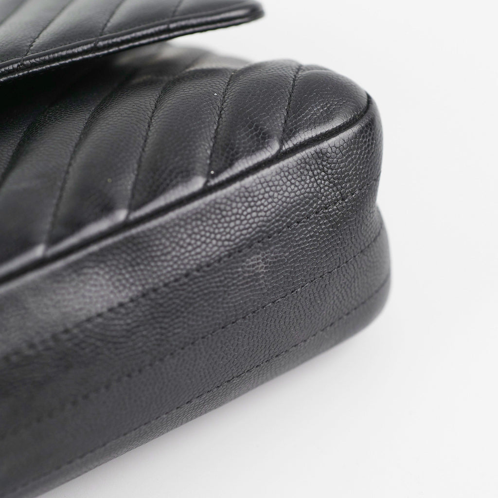 Chanel Chevron Classic Medium/Large Black