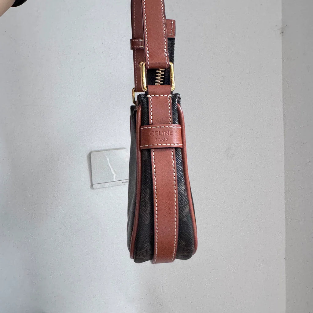 Celine Women   Bag Very Good Condition