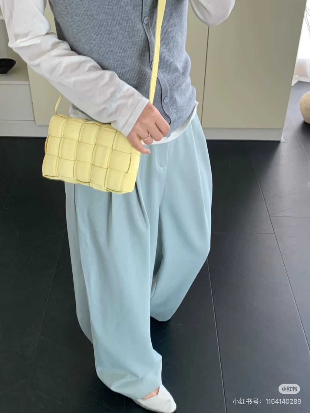 Bottega Veneta Women   Bag Very Good Condition