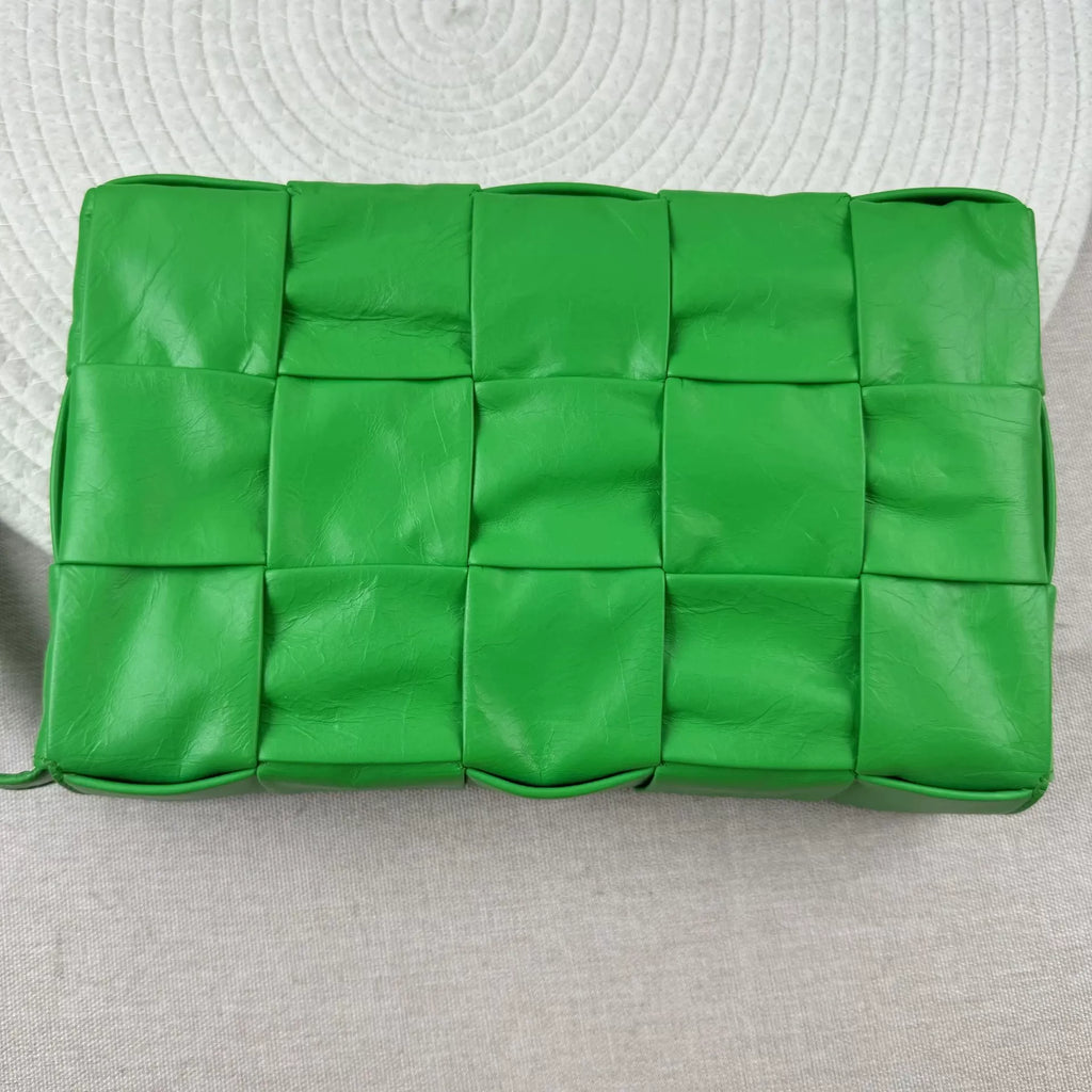 Bottega Veneta Women   Bag Very Good Condition