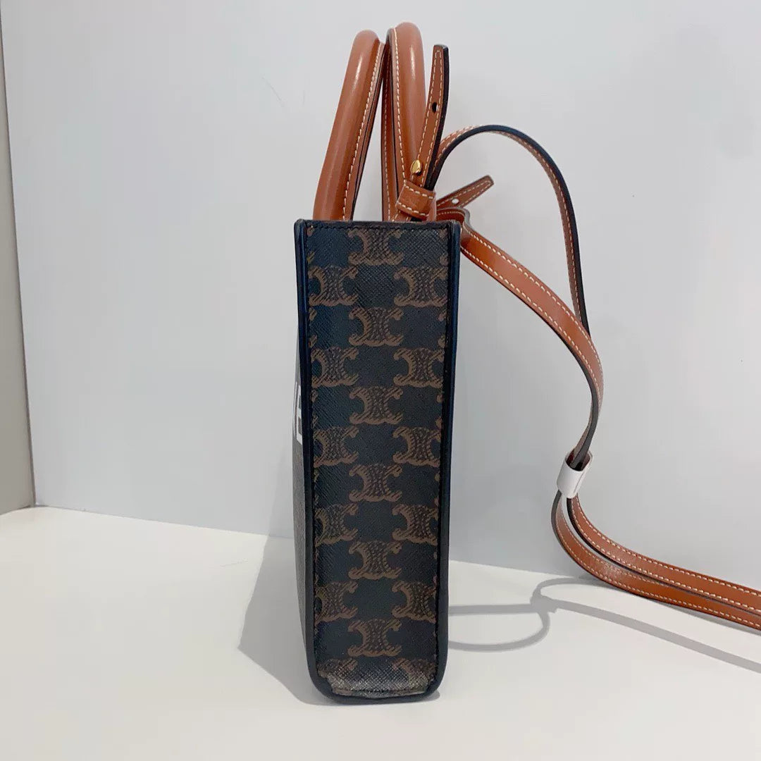 Celine Women   Bag Very Good Condition
