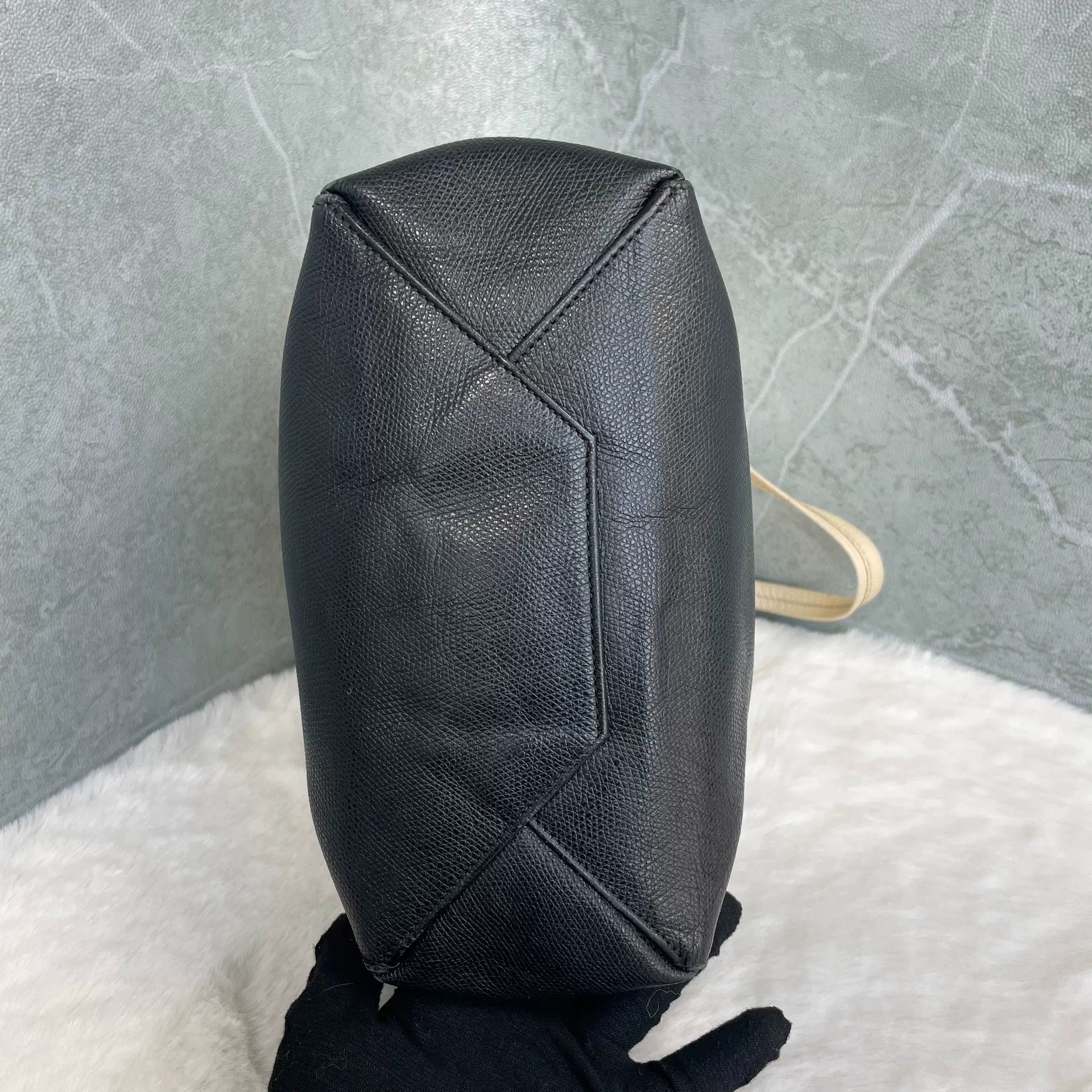 Celine Women   Bag Very Good Condition