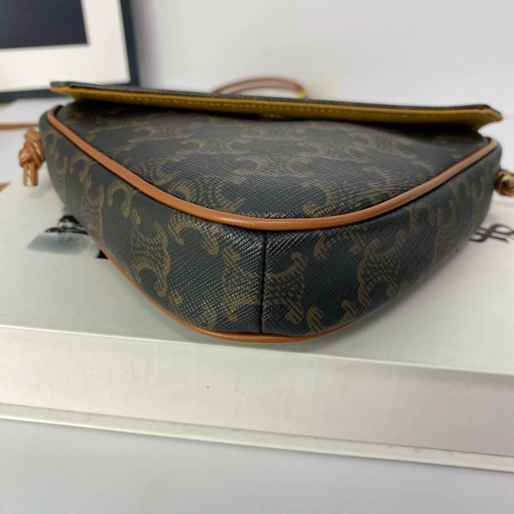 Celine Women   Bag Very Good Condition
