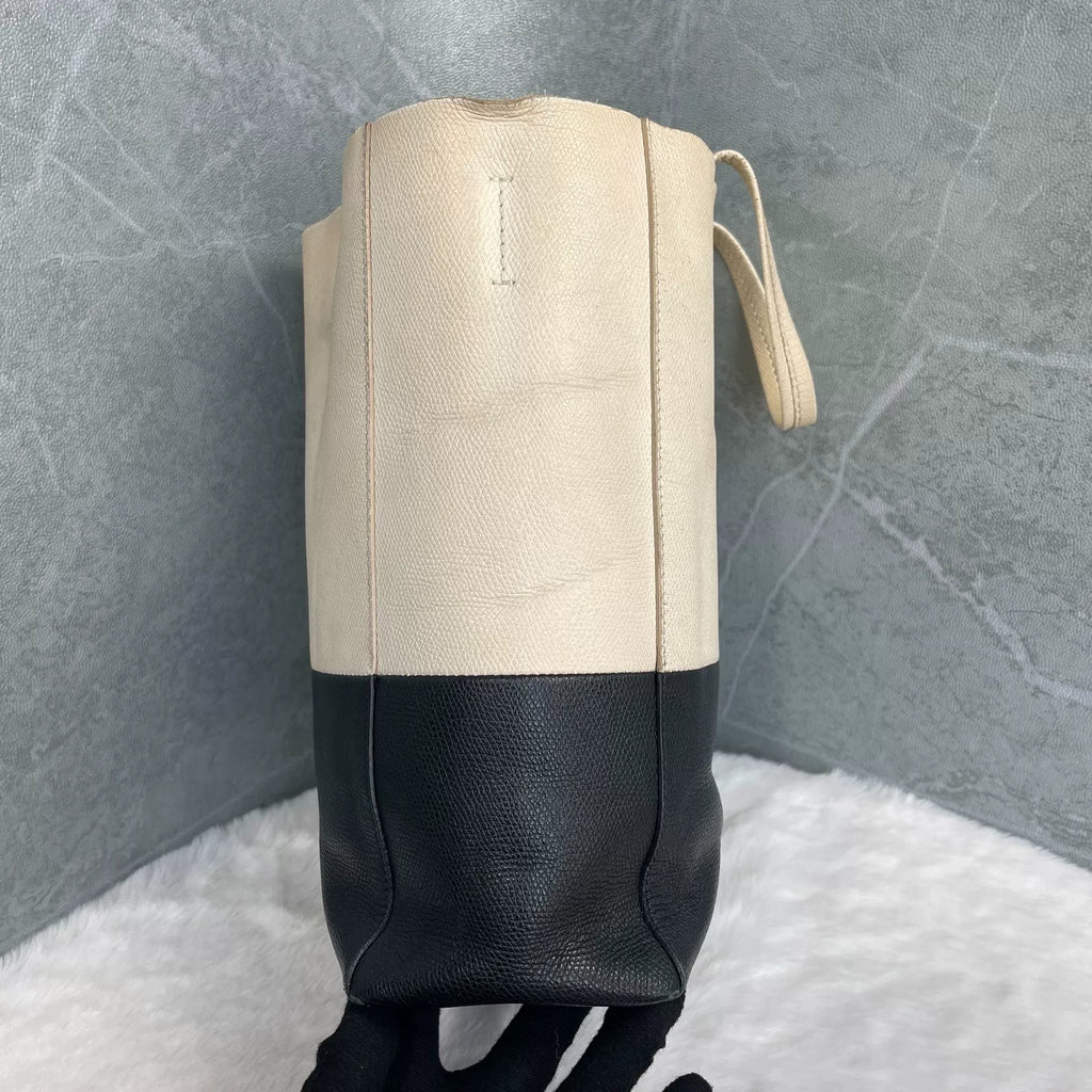 Celine Women   Bag Very Good Condition