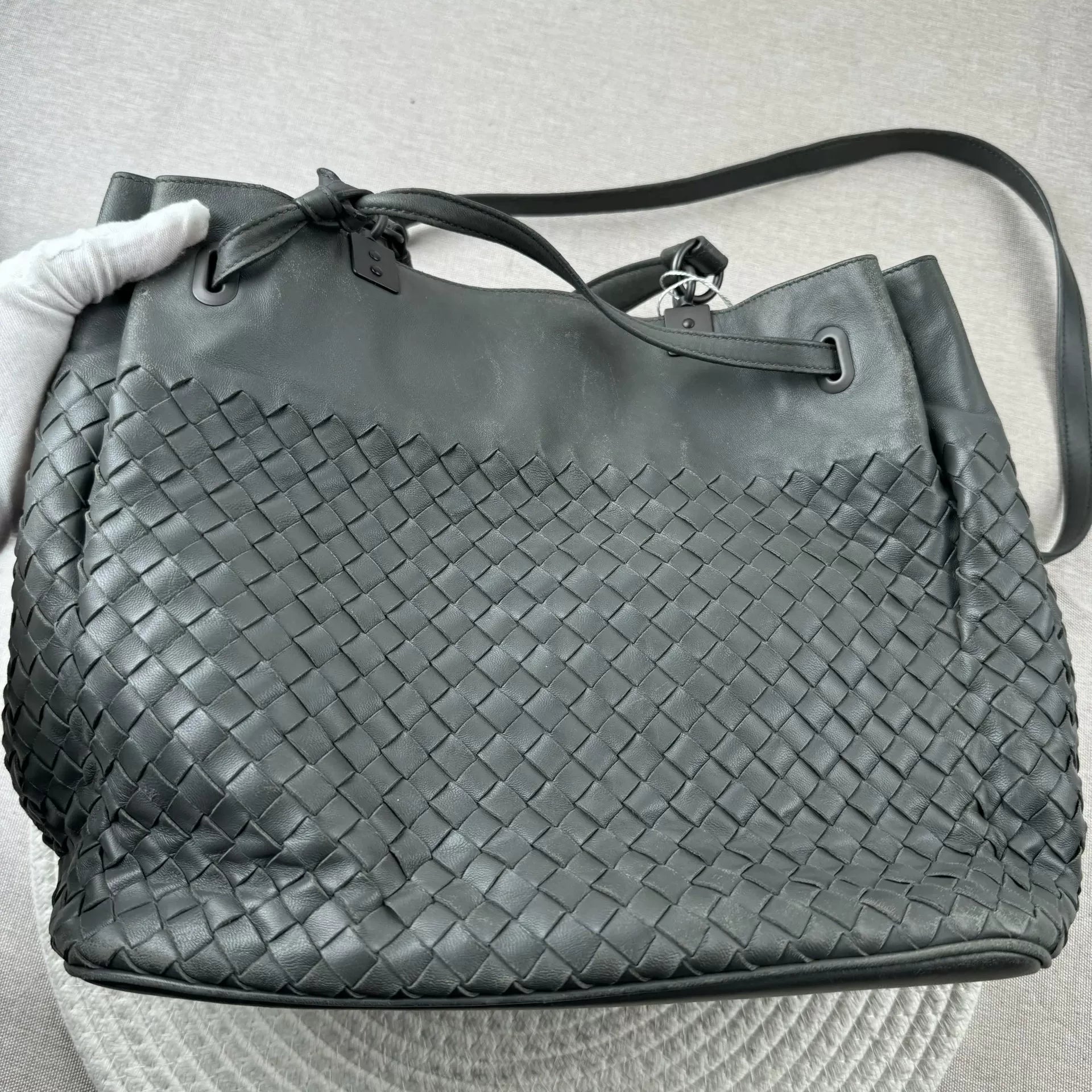 Bottega Veneta Women   Bag Very Good Condition