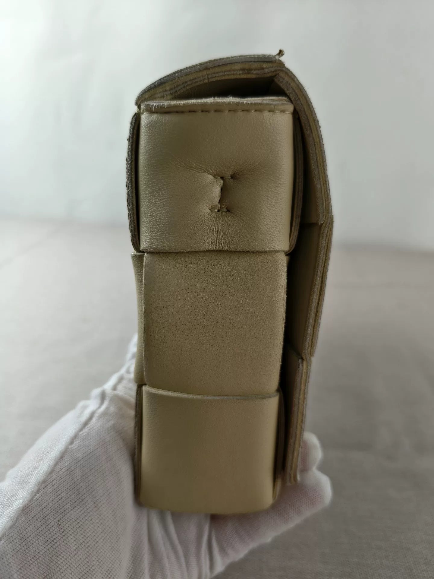 Bottega Veneta Women   Bag Very Good Condition