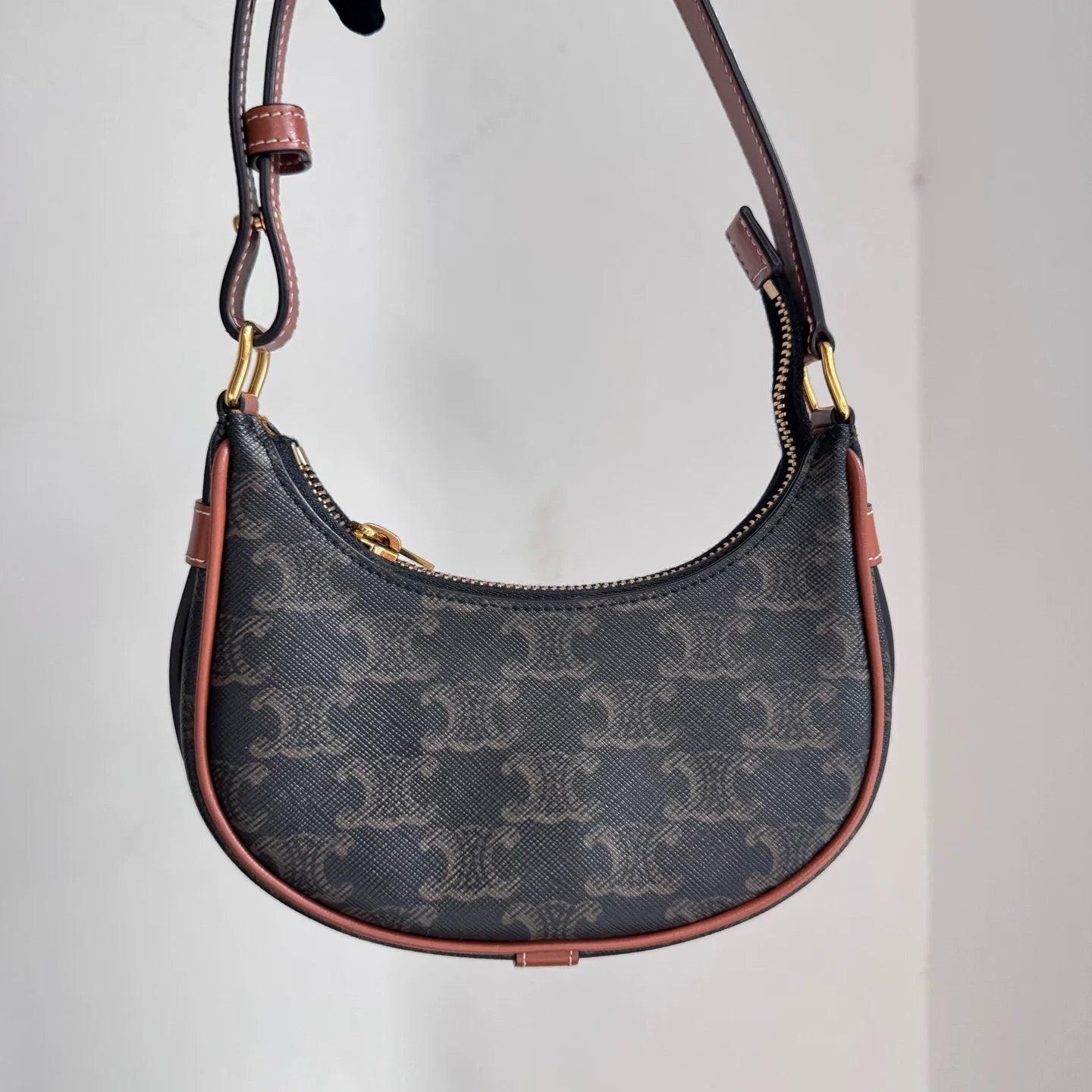 Celine Women   Bag Very Good Condition