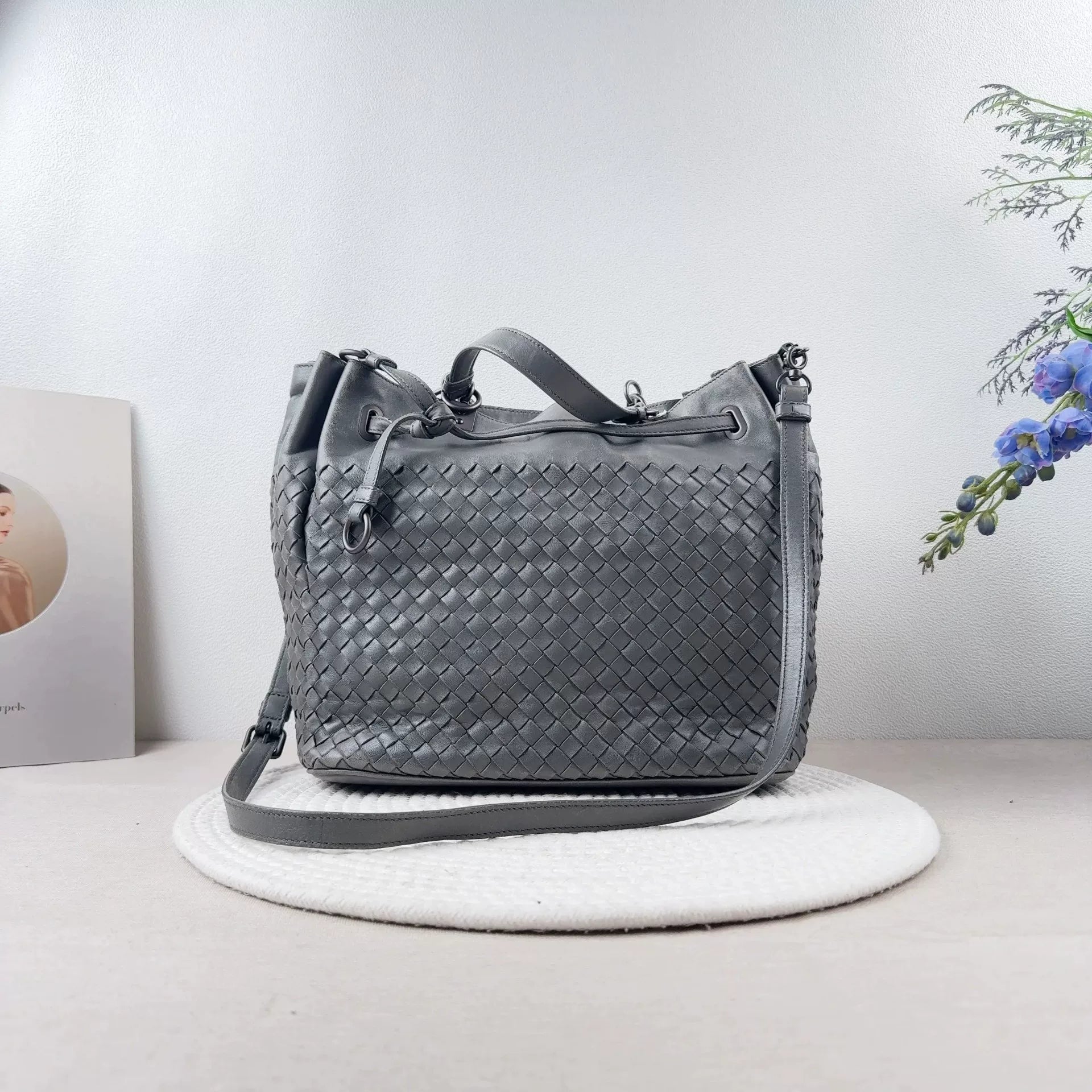 Bottega Veneta Women   Bag Very Good Condition