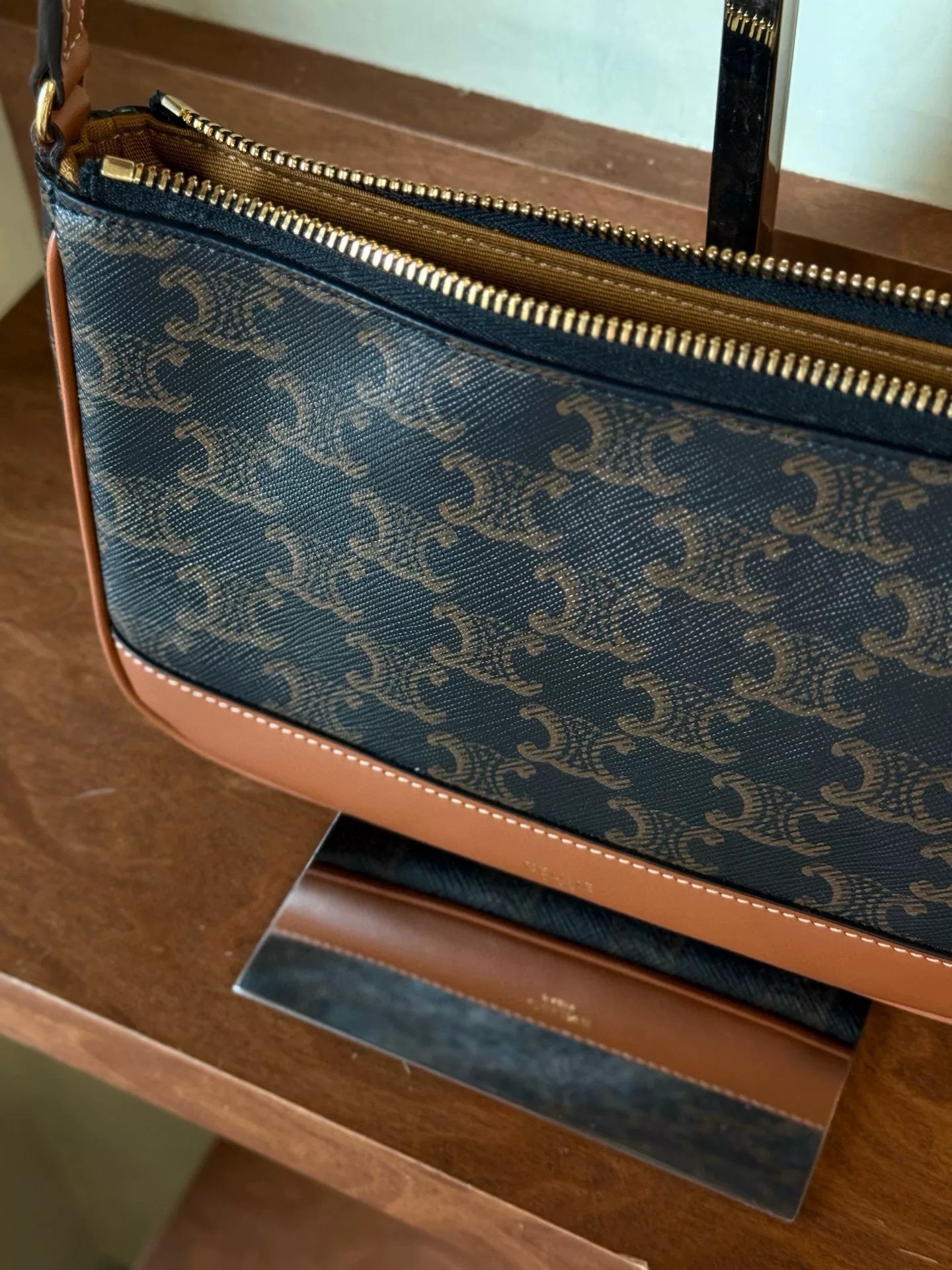 Celine Women   Bag Very Good Condition