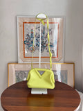 Bottega Veneta Women   Bag Very Good Condition