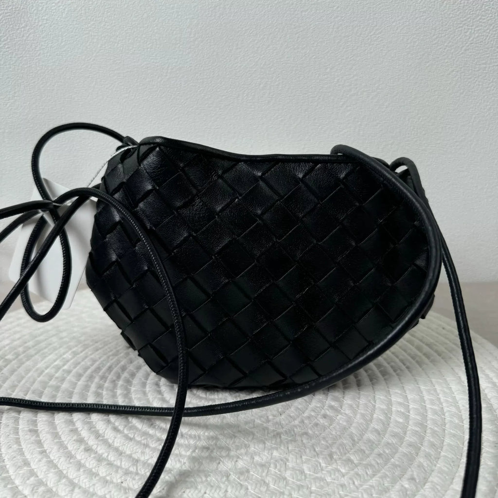 Bottega Veneta Women   Bag Very Good Condition