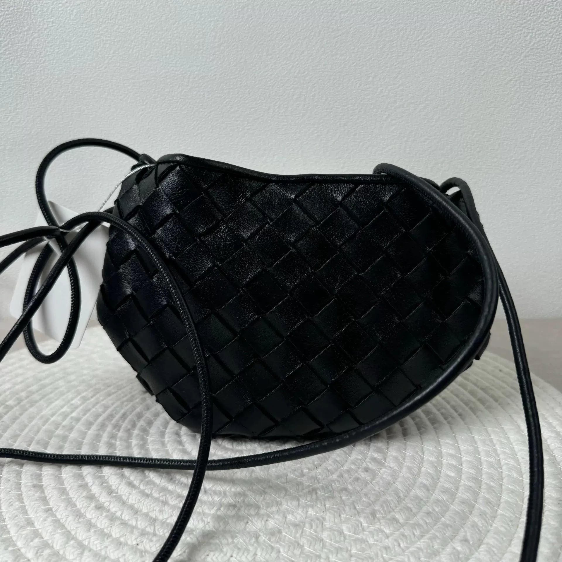 Bottega Veneta Women   Bag Very Good Condition