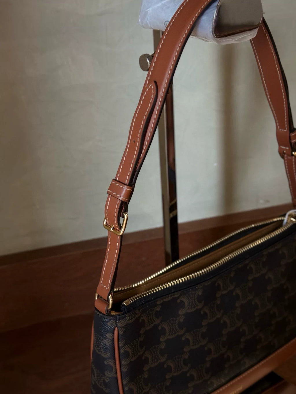 Celine Women   Bag Very Good Condition