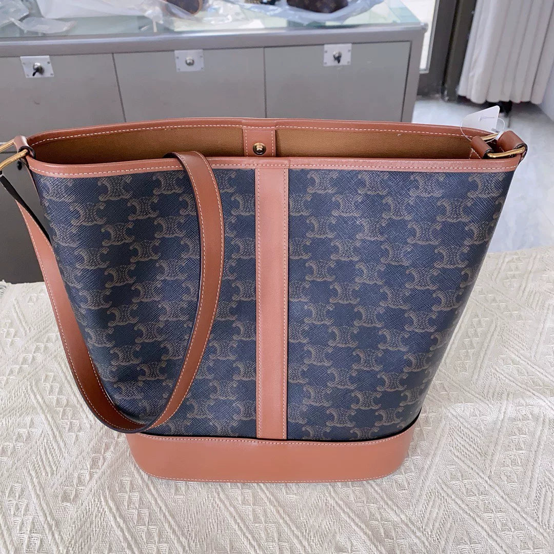 Celine Women   Bag Brand New Condition