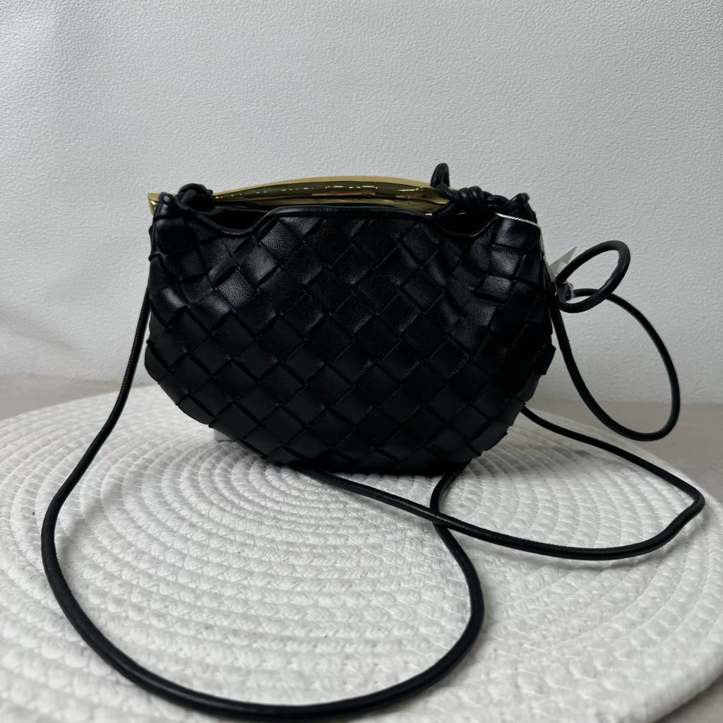 Bottega Veneta Women   Bag Very Good Condition