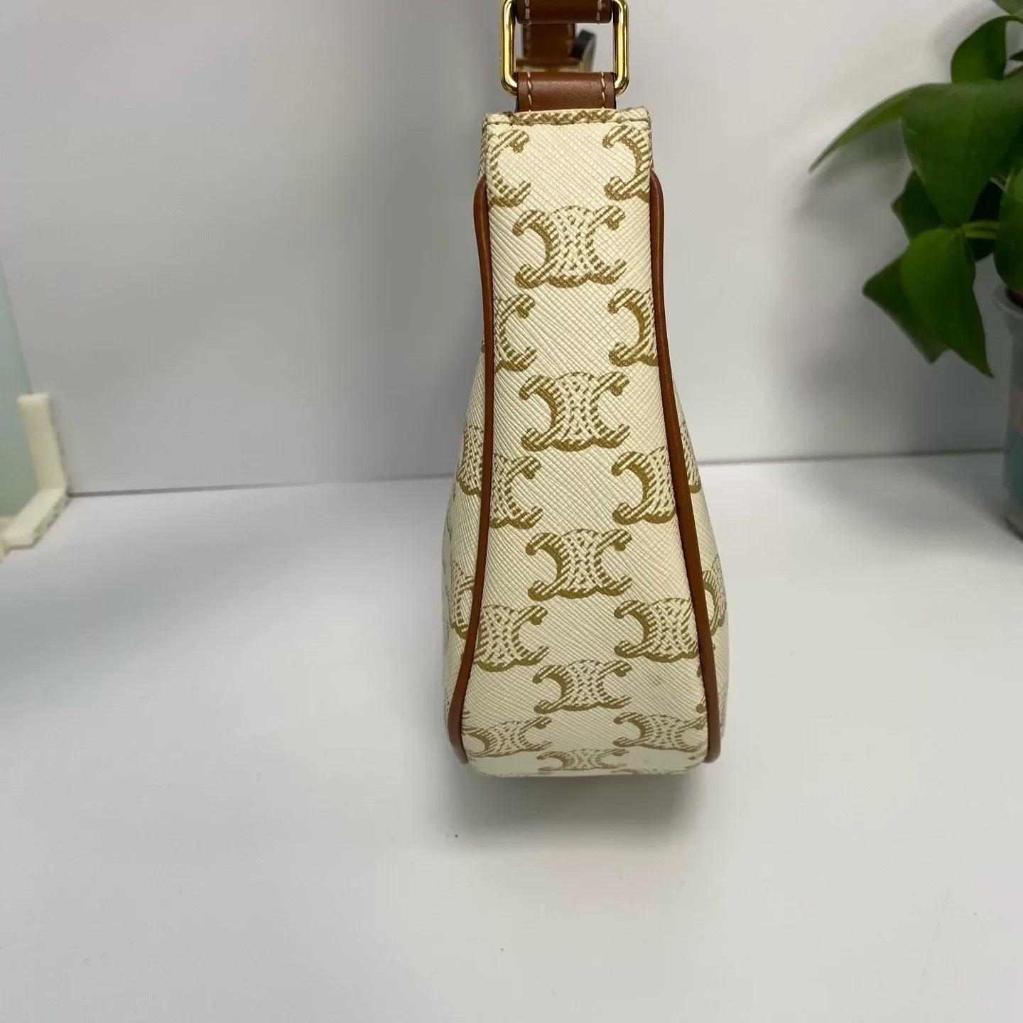 Celine Women   Bag Very Good Condition