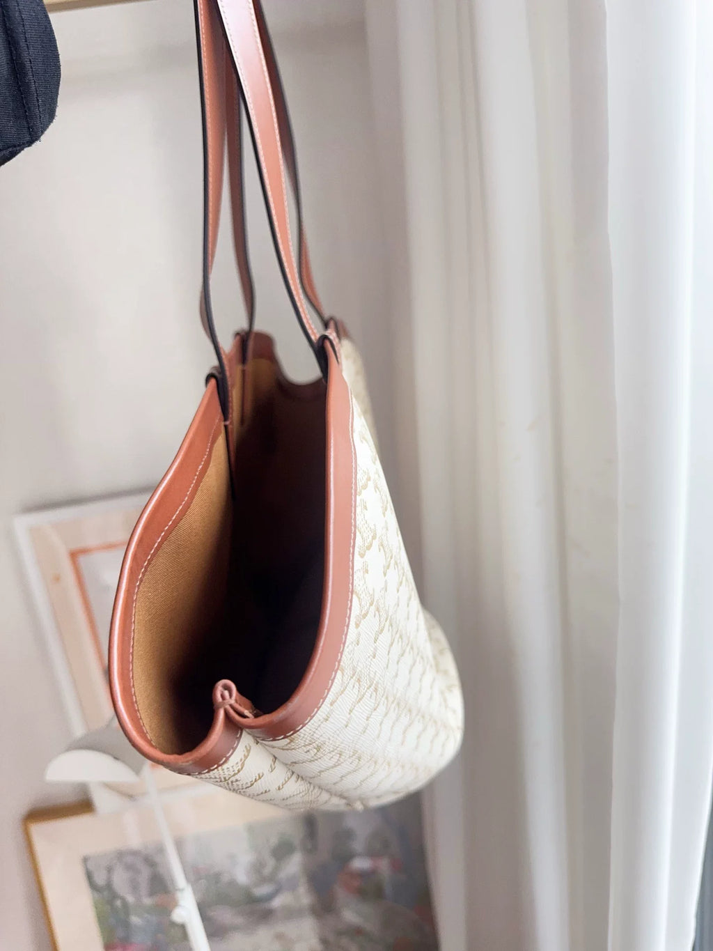 Celine Women   Bag Very Good Condition