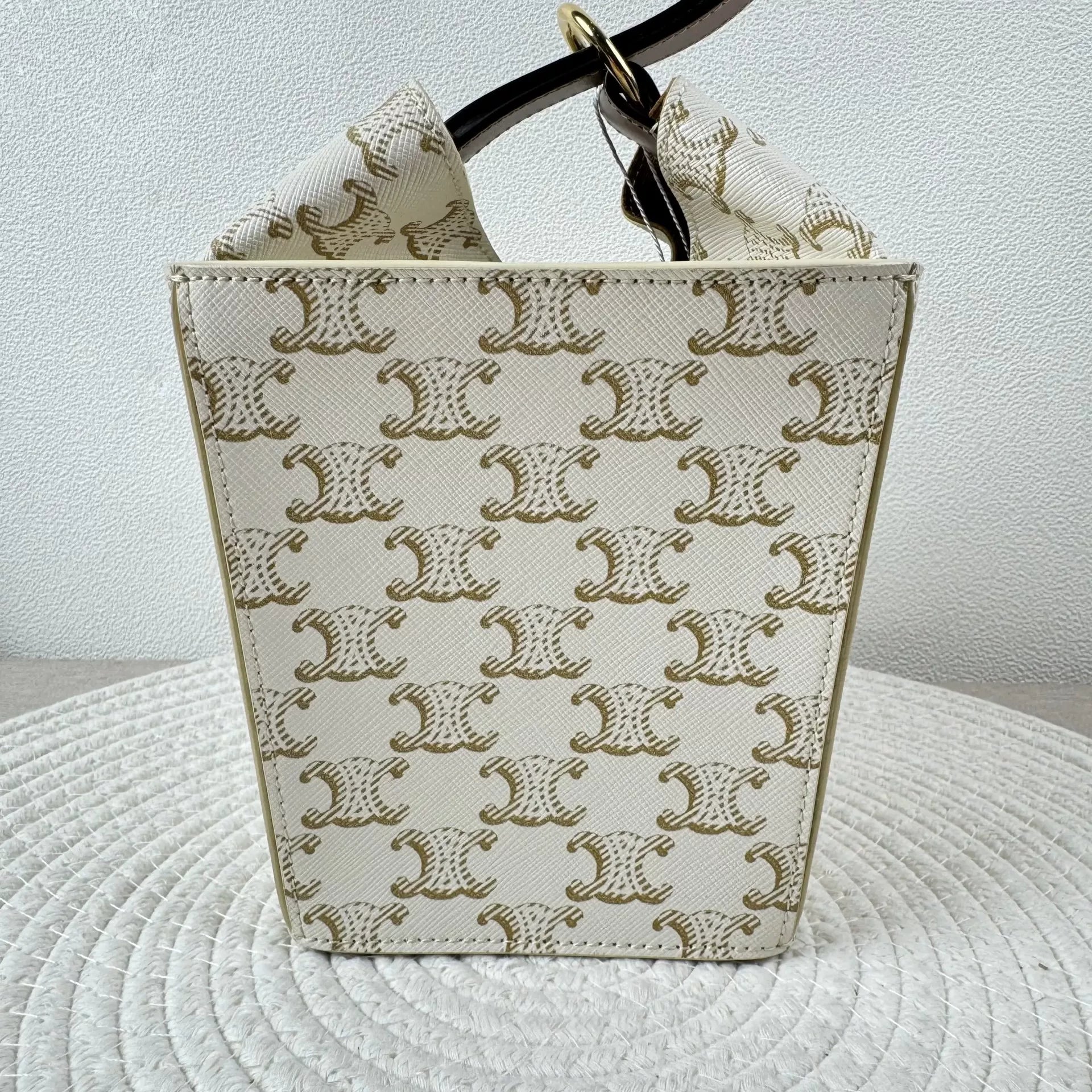 Celine Women   Bag Very Good Condition