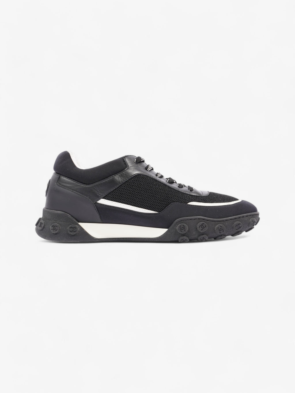 Chanel Low Top Sneaker Black / White Mesh EU 41 UK 8