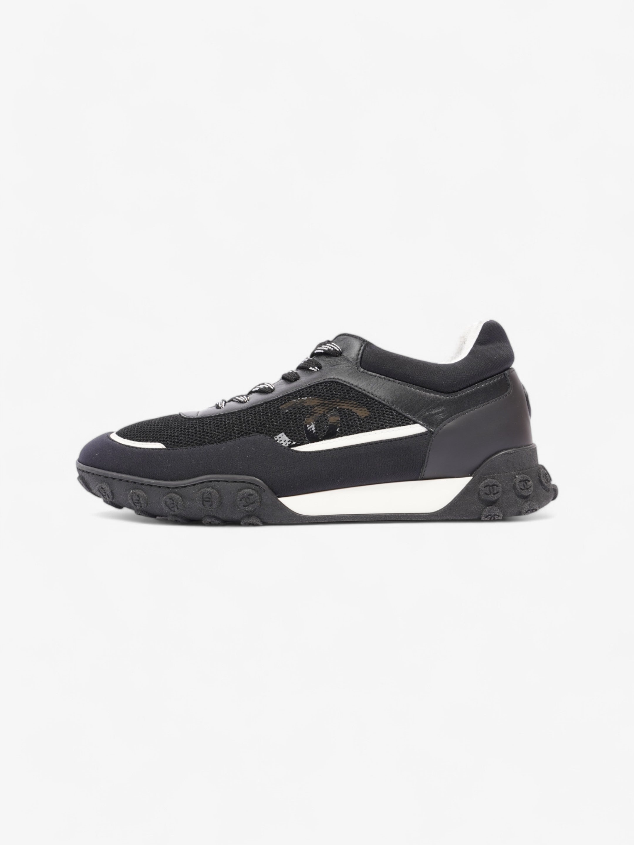 Chanel Low Top Sneaker Black / White Mesh EU 41 UK 8