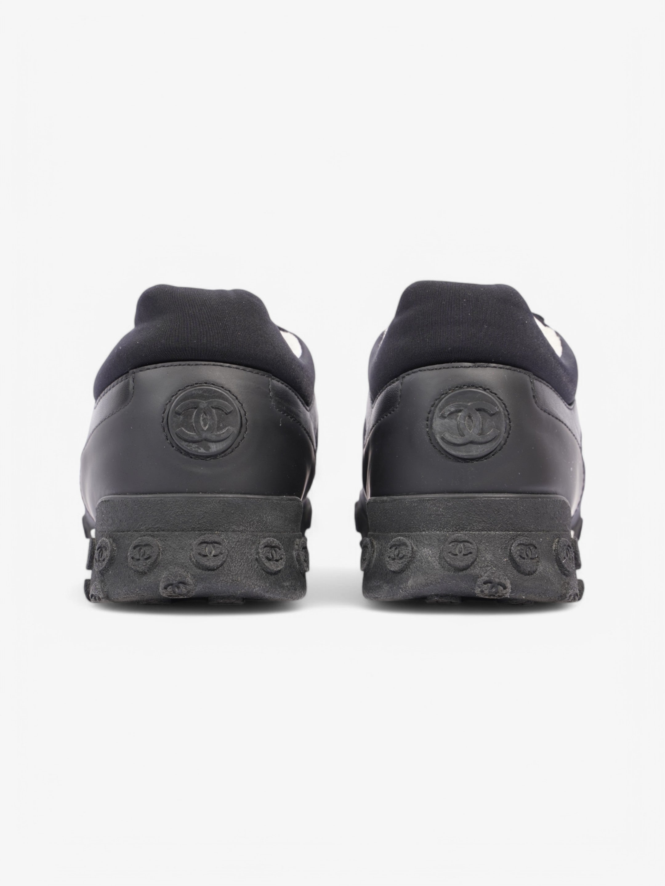 Chanel Low Top Sneaker Black / White Mesh EU 41 UK 8