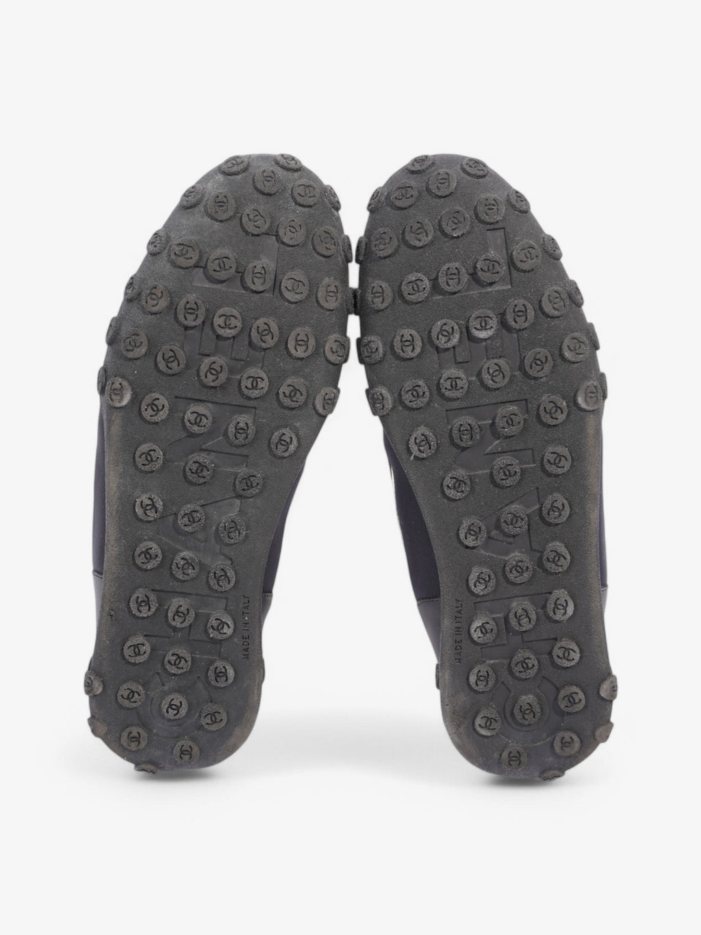 Chanel Low Top Sneaker Black / White Mesh EU 41 UK 8