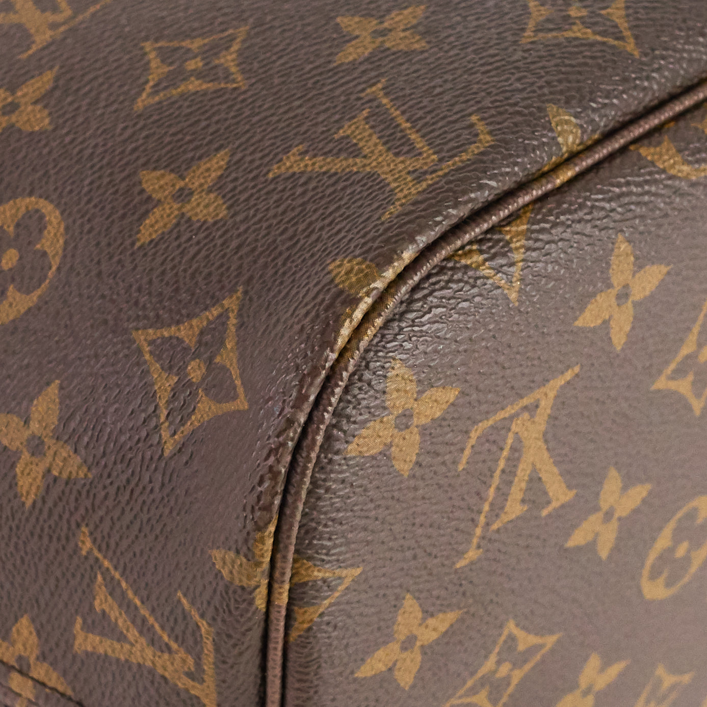 Louis Vuitto Neverfull MM Monogram Canvas Tote Bag
