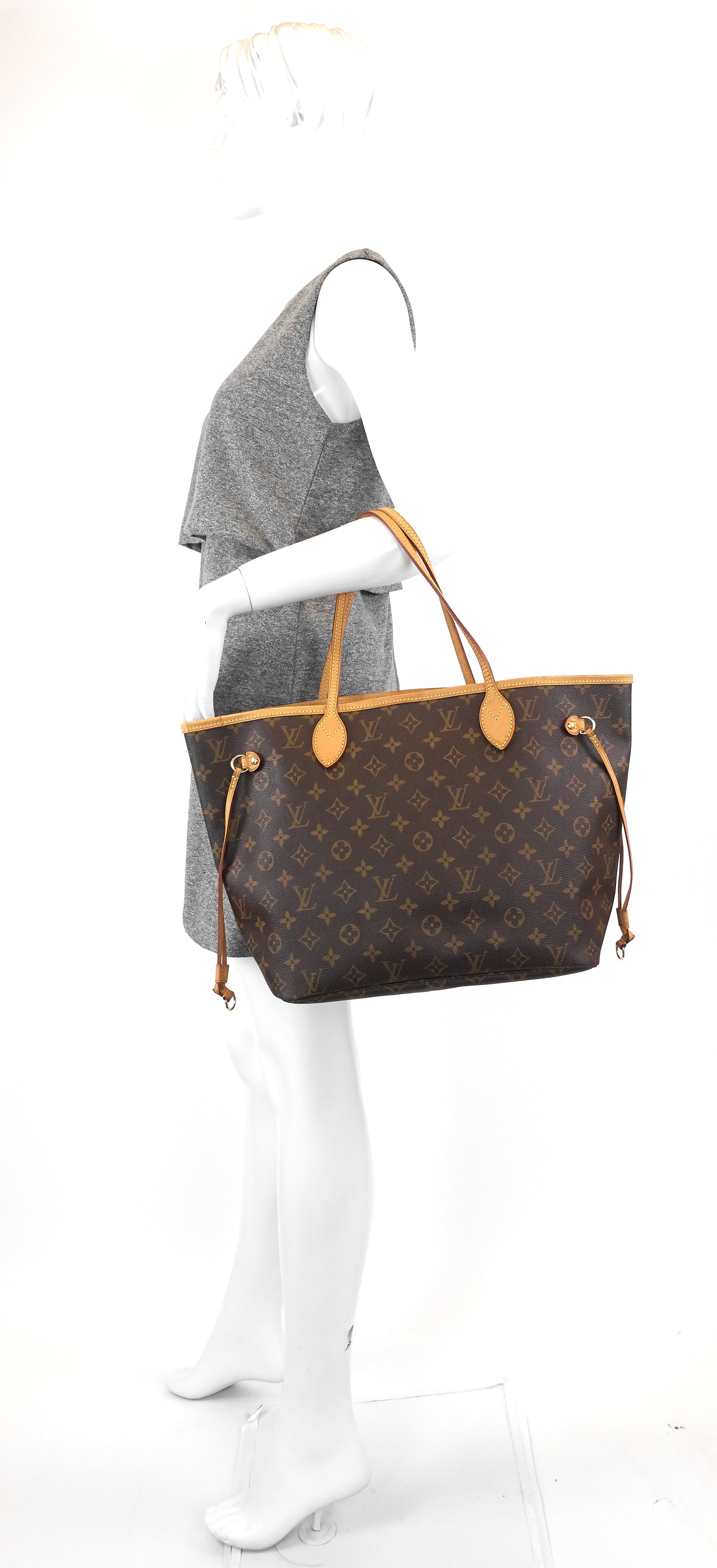 Louis Vuitto Neverfull MM Monogram Canvas Tote Bag