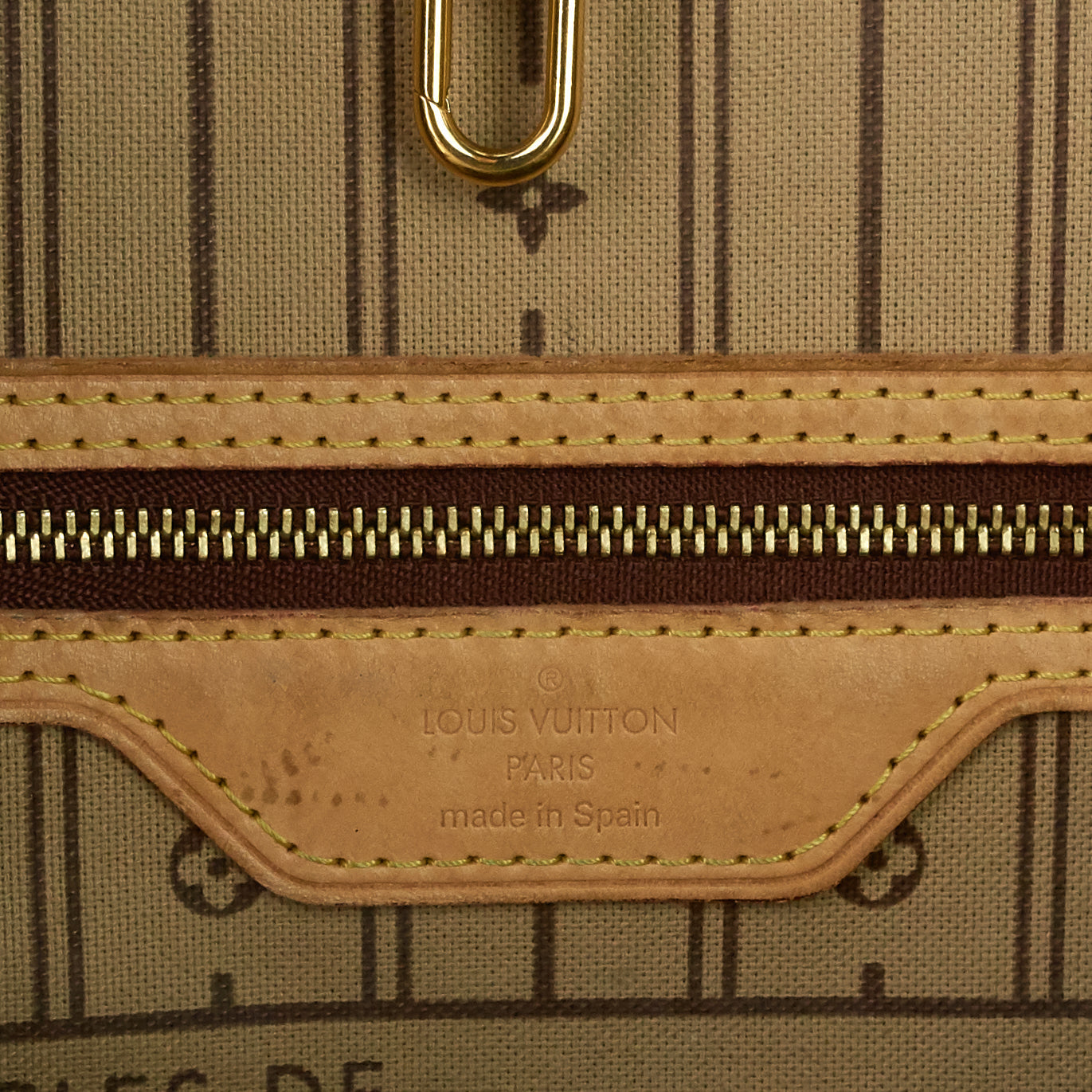 Louis Vuitto Neverfull MM Monogram Canvas Tote Bag