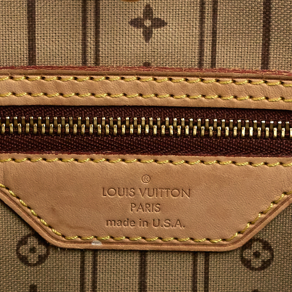 Louis Vuitto Neverfull MM Monogram Canvas Tote Bag