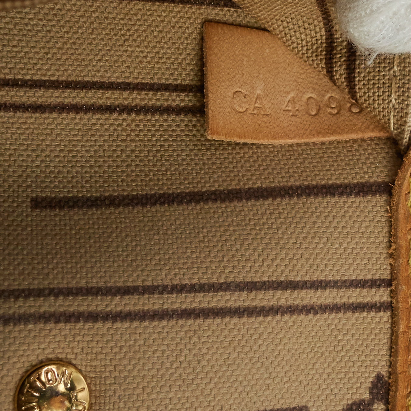 Louis Vuitto Neverfull MM Monogram Canvas Tote Bag