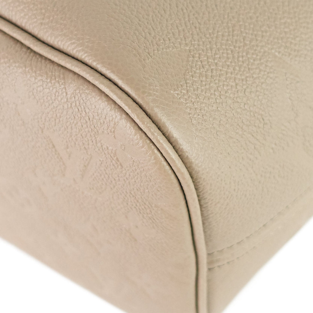 Louis Vuitto Neverfull MM Giant Monogram Empreinte Leather Tote Bag