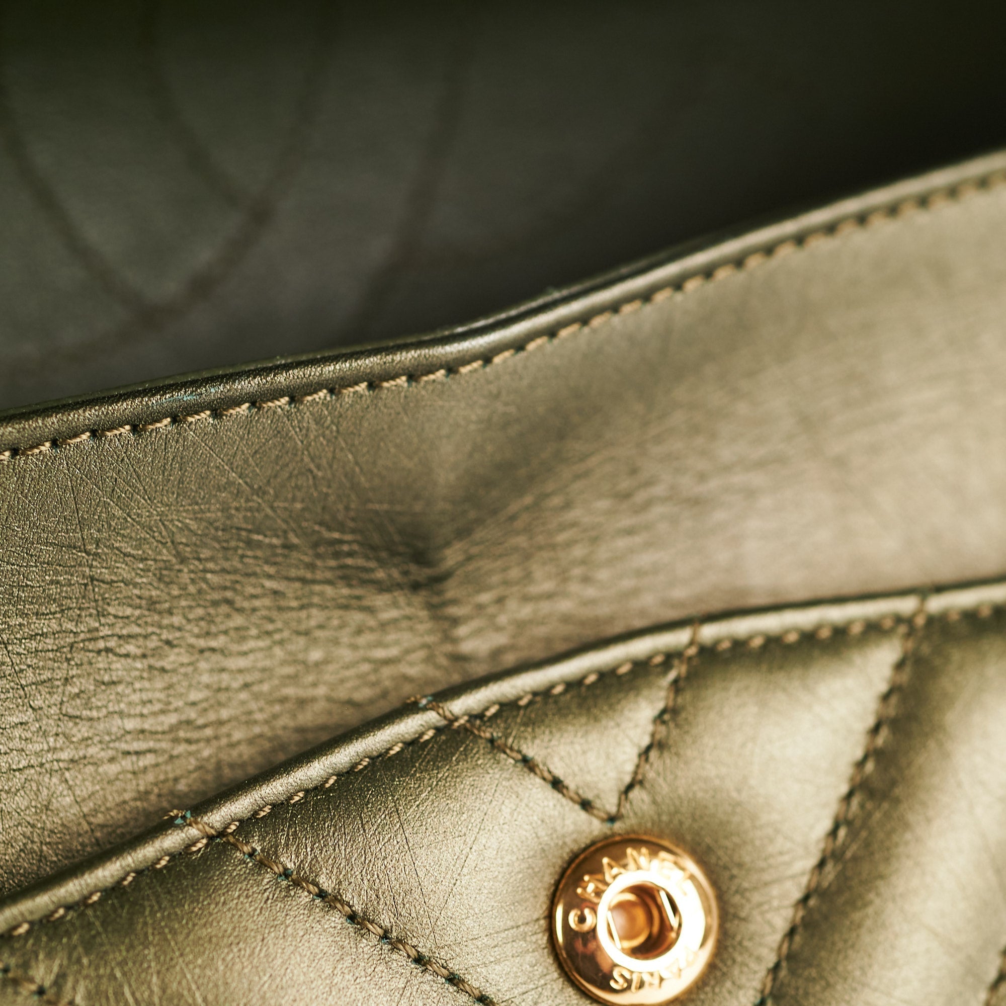 Chanel Chevron Reissue 226 Medium Khaki Green Metallic