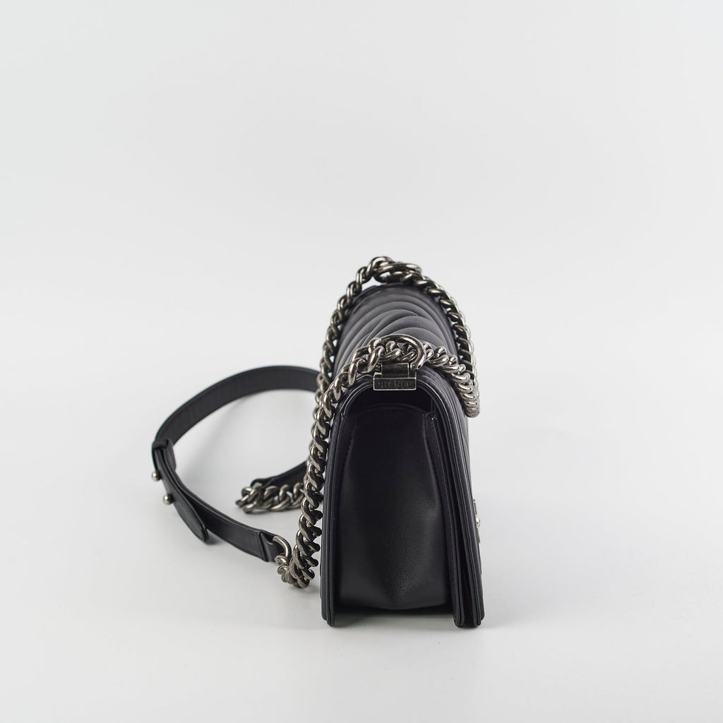 DEAL OF THE WEEK Chanel Old Medium Boy Black