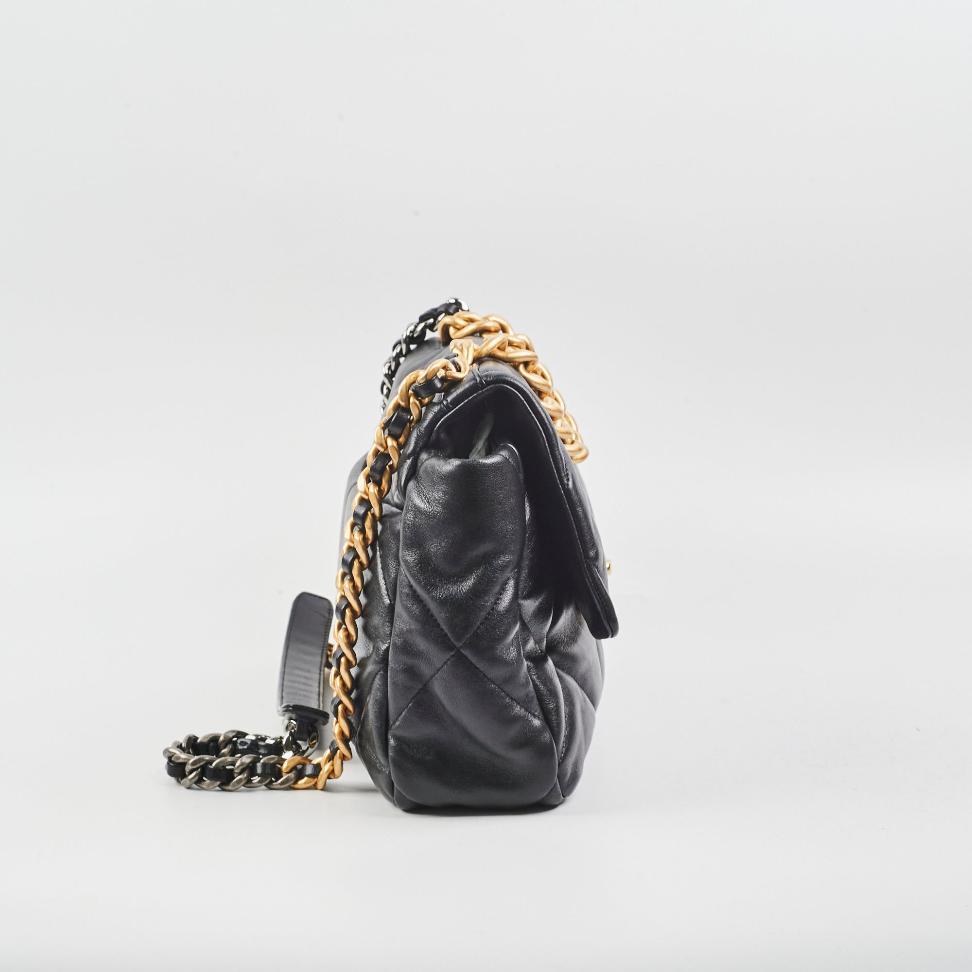 Chanel 19 Medium Goatskin Black