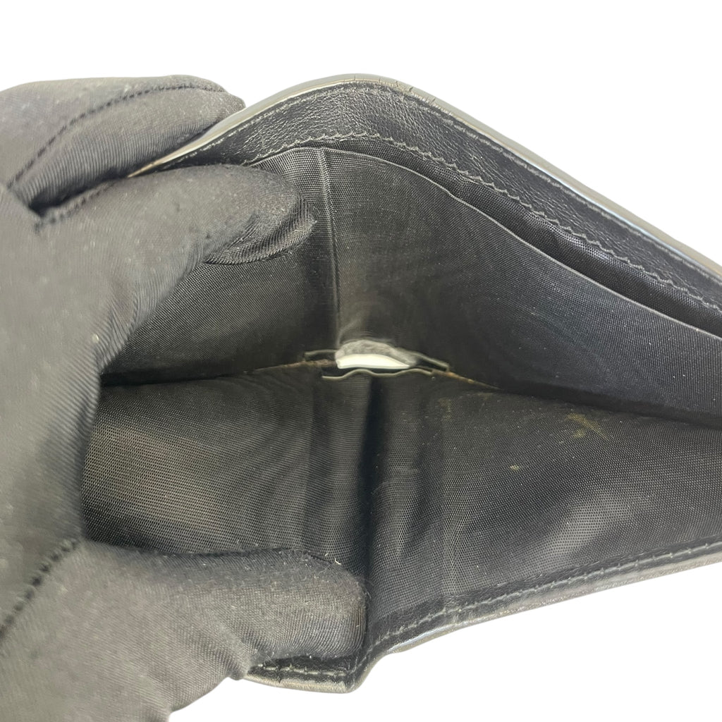 Gucci Black Microguccissima Leather Bi-fold Wallet