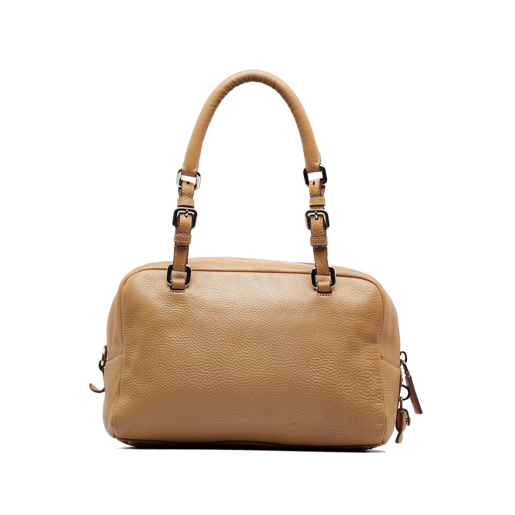 Prada Canapa Logo Vitello Daino Shoulder Bag (SHG-FKqHYc)