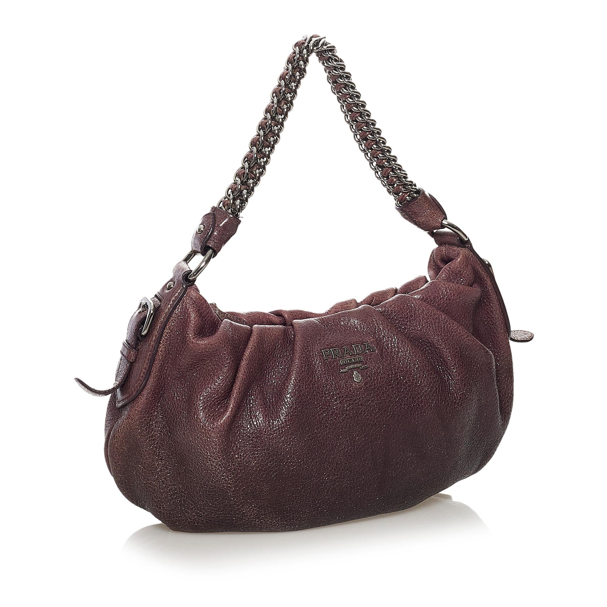 Prada Cervo Lux Shoulder Bag (SHG-31721)