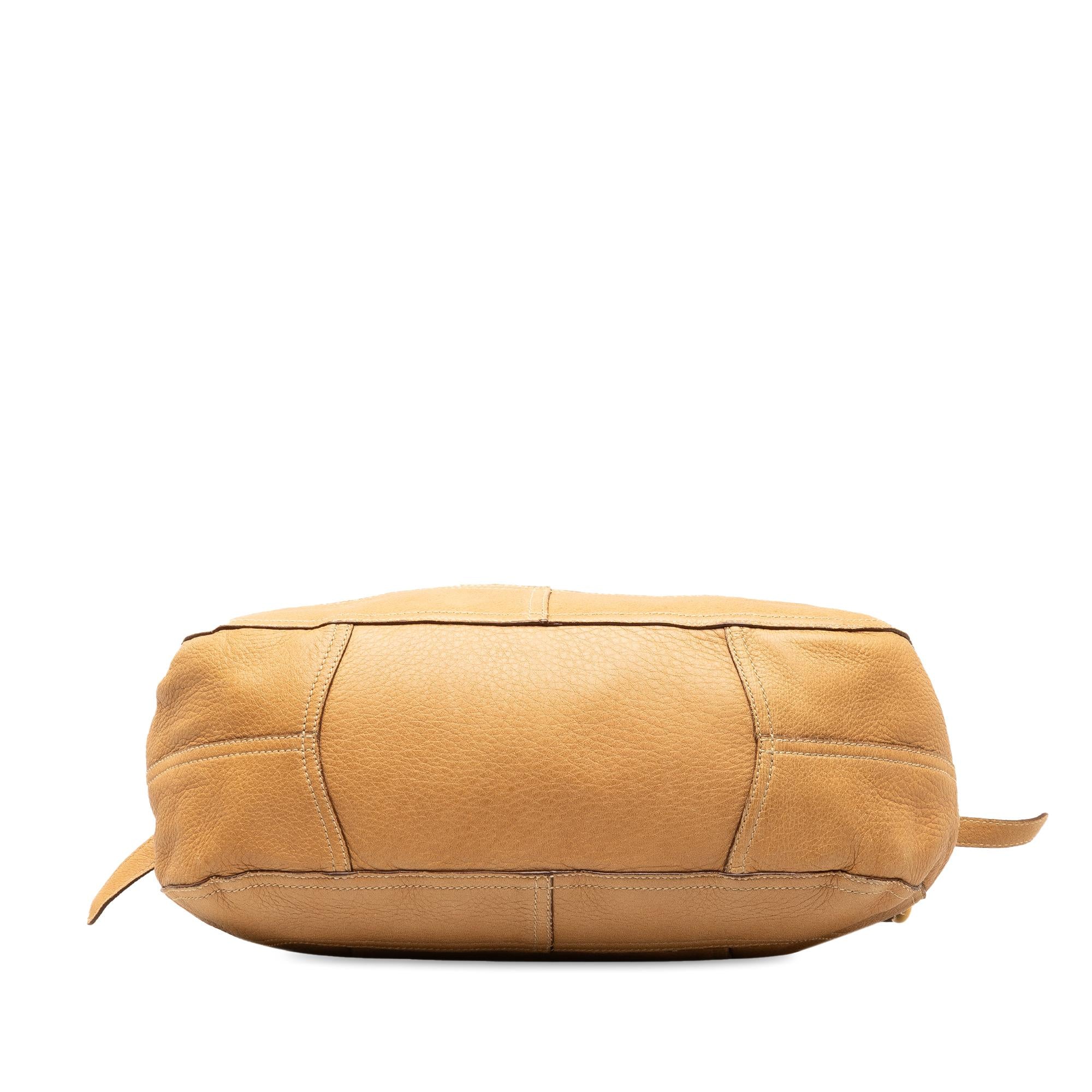 Prada Deerskin Leather Shoulder Bag (SHG-YwNnyJ)