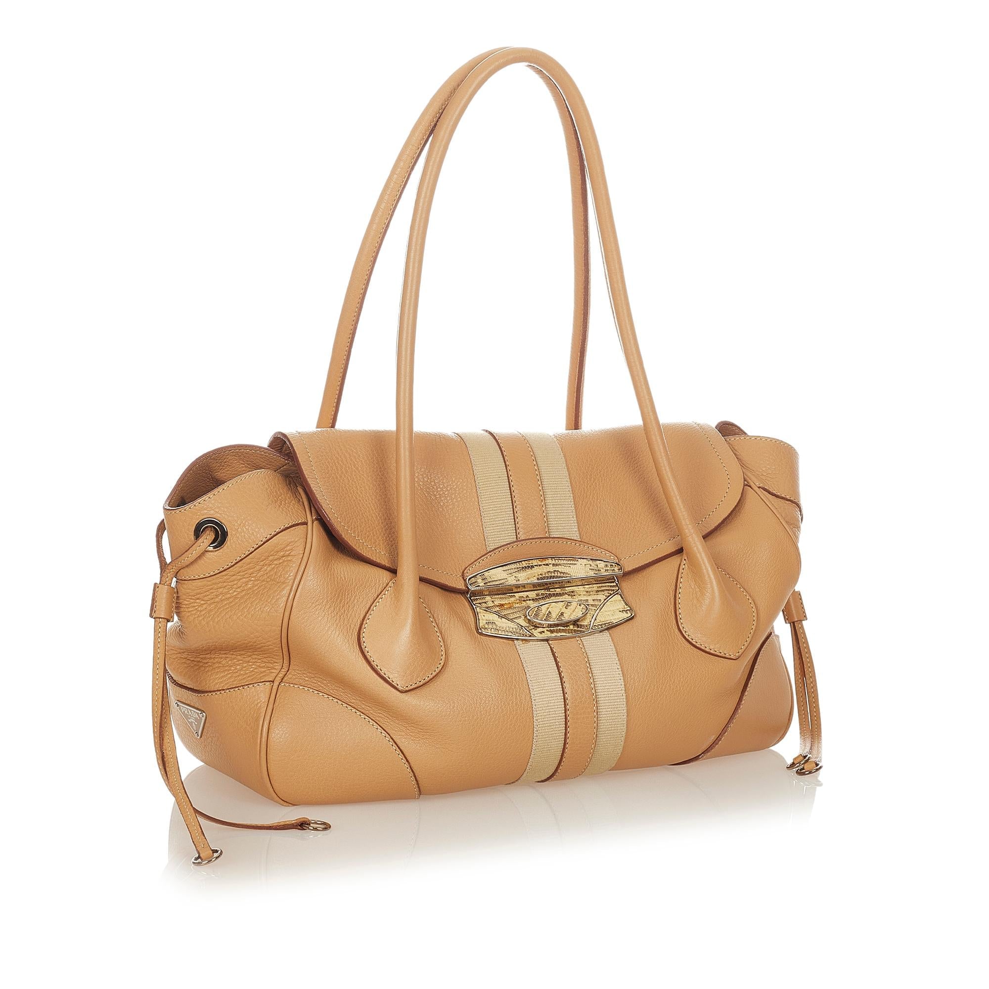 Prada Leather Shoulder Bag (SHG-25545)