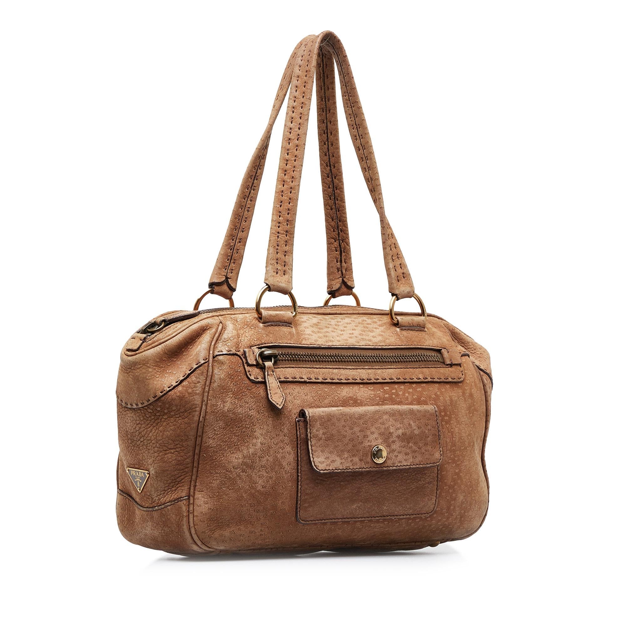Prada Leather Shoulder Bag (SHG-gXfjd8)