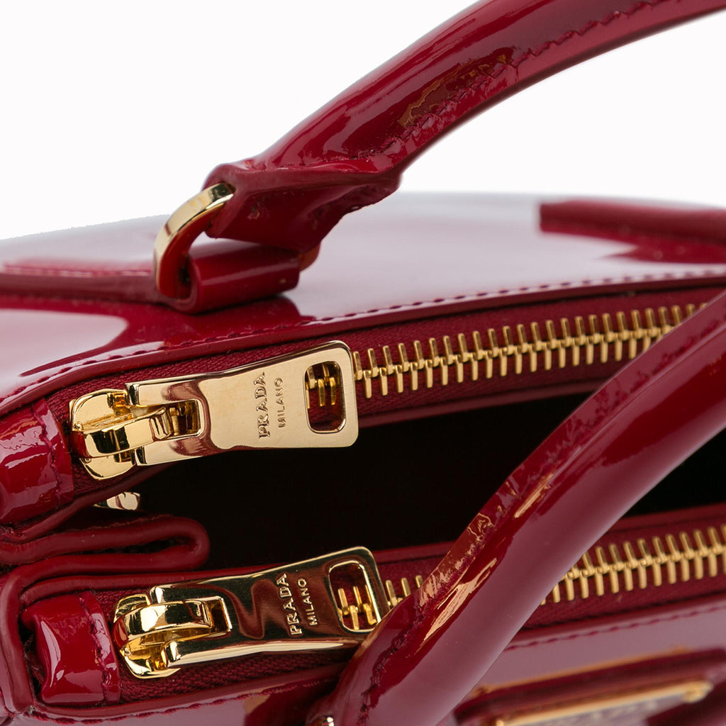 Prada Mini Patent Galleria Double Zip Satchel (SHG-pRGtU5)